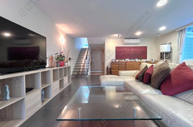 HEBE VILLA