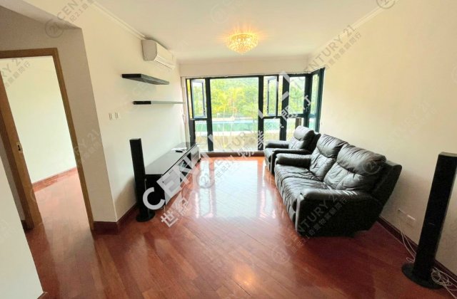 HILLVIEW COURT