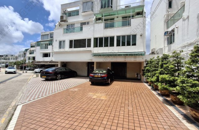 MARINA COVE