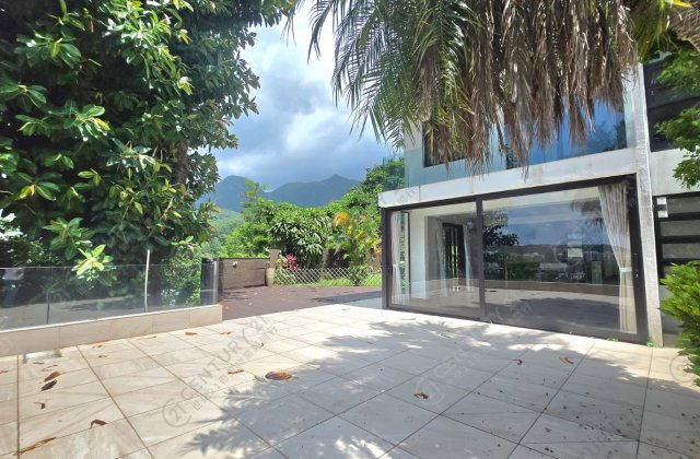 GREEN WOOD VILLA